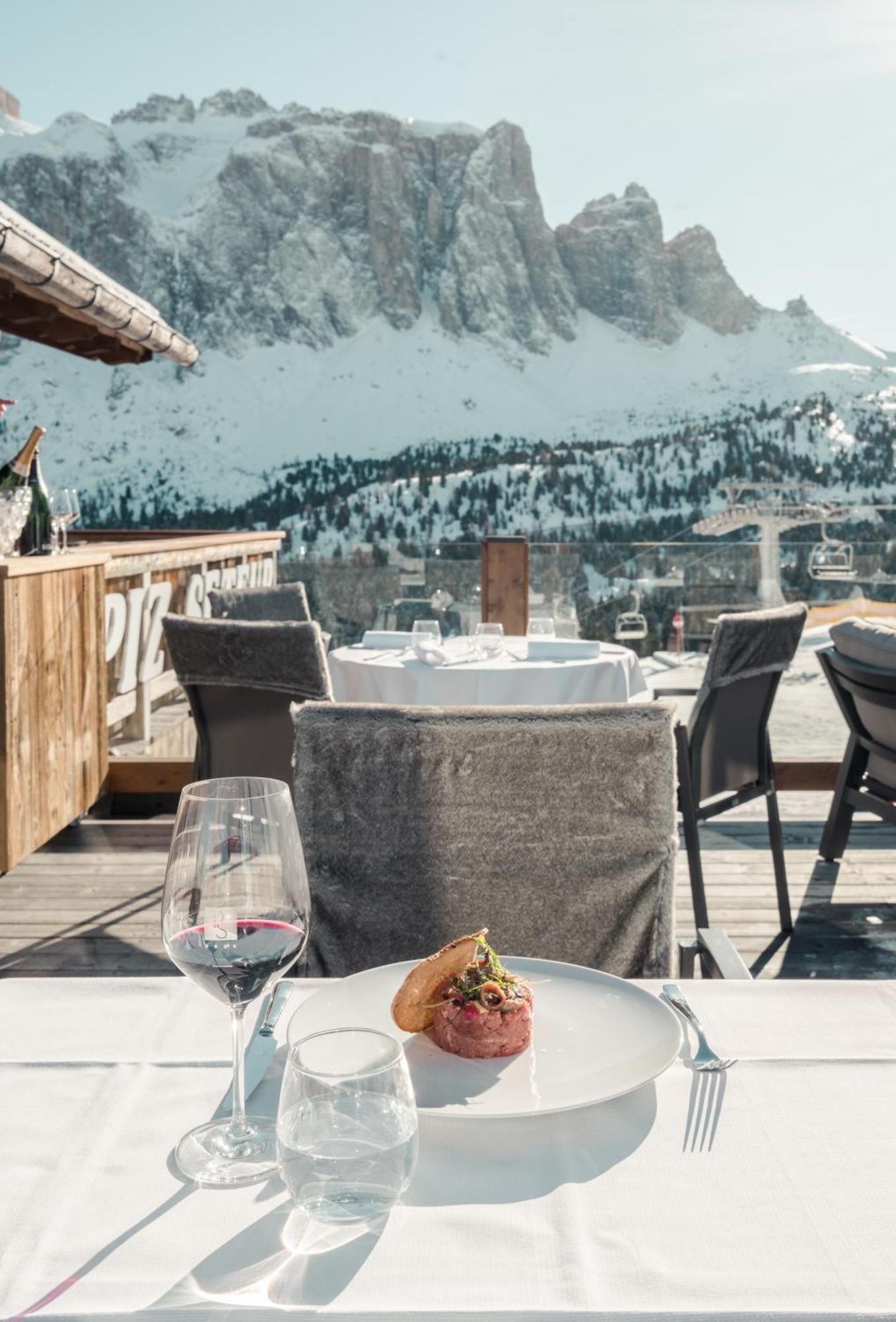 Hotel Piz Seteur Selva di Val Gardena Exteriör bild