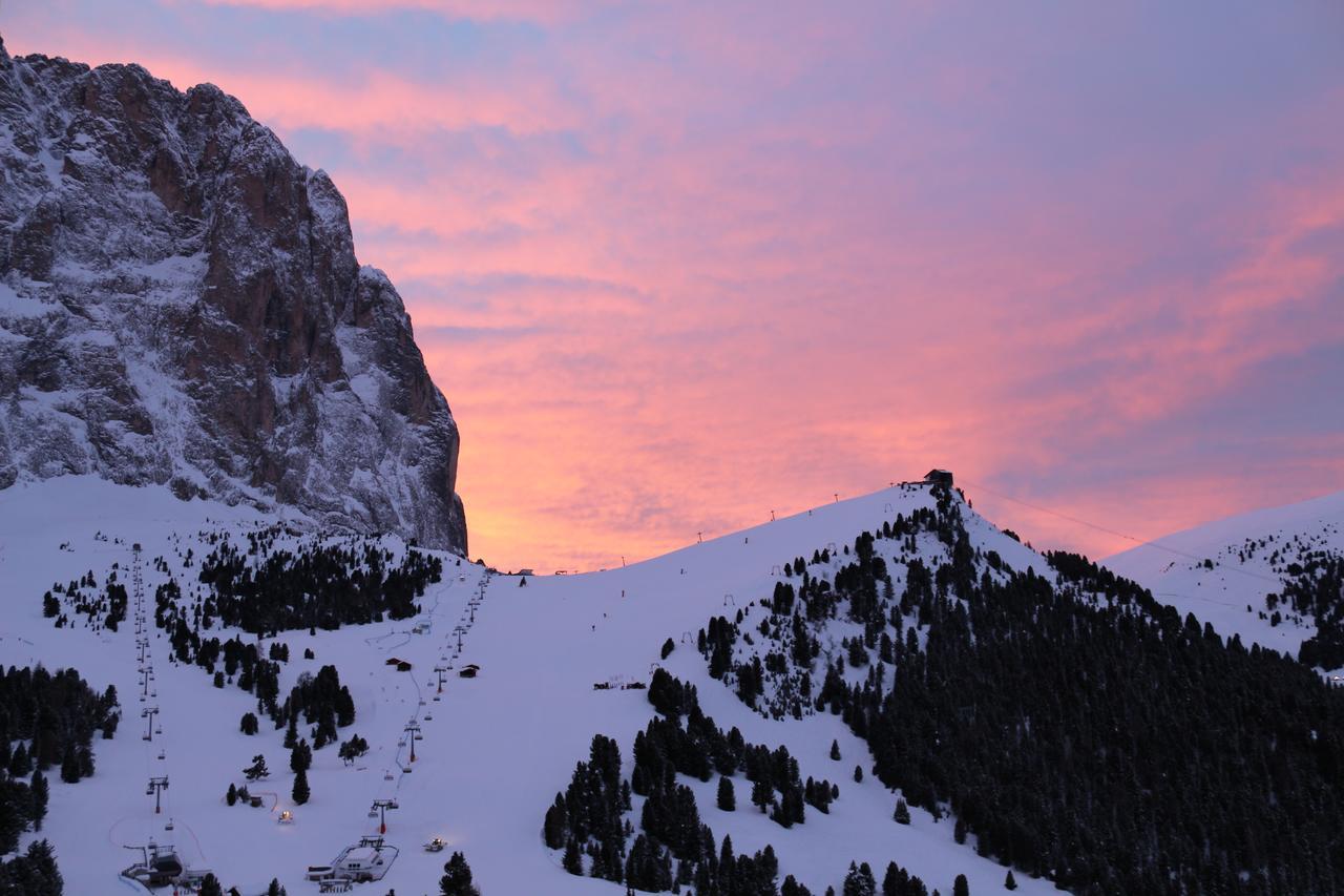 Hotel Piz Seteur Selva di Val Gardena Exteriör bild